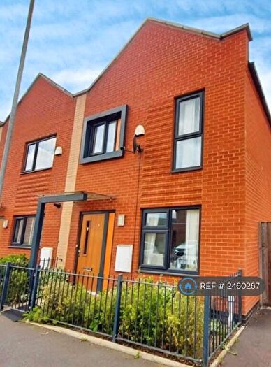 3 Bedroom Terraced House To Rent In Scanlon Lane, Salford, M5
