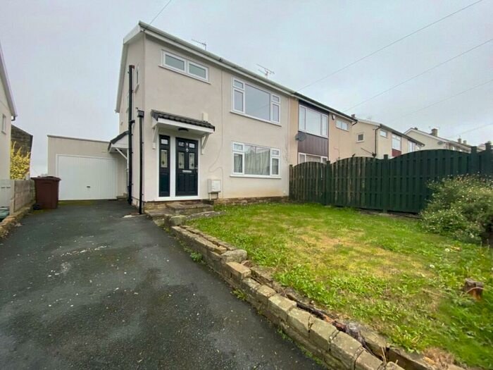 3 Bedroom Semi-Detached House To Rent In Priory Grove, Bingley, West Yorkshire, BD16