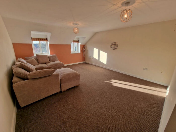 1 Bedroom Apartment To Rent In Main Street, Dickens Heath, B90