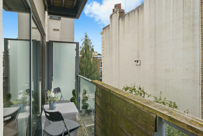 2 Bedroom Flat To Rent In Abbey Road, St John's Wood, NW8