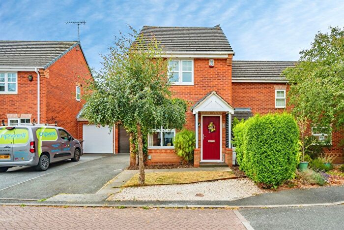 2 Bedroom Semi-detached House For Sale In Halifax Close, Hilton, Derby, DE65