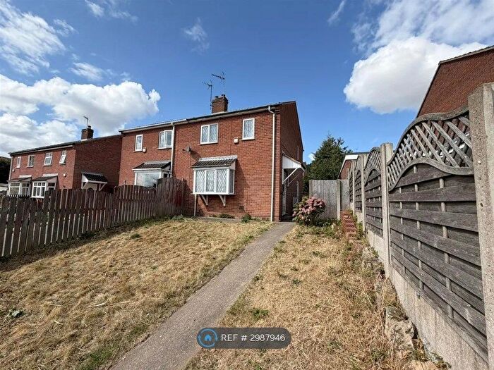 3 Bedroom Semi-Detached House To Rent In Andover Road, Mansfield, NG19