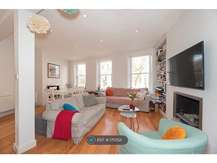3 Bedroom Flat To Rent In Jerdan Place, London, SW6
