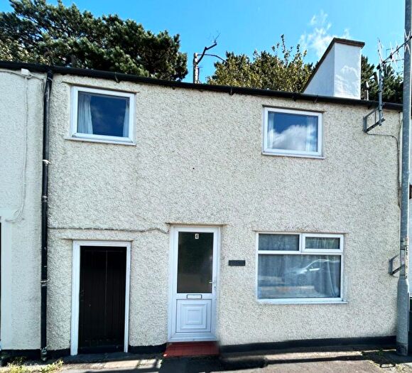 2 Bedroom Terraced House For Sale In Seaview Terrace, Glan Conwy, LL28