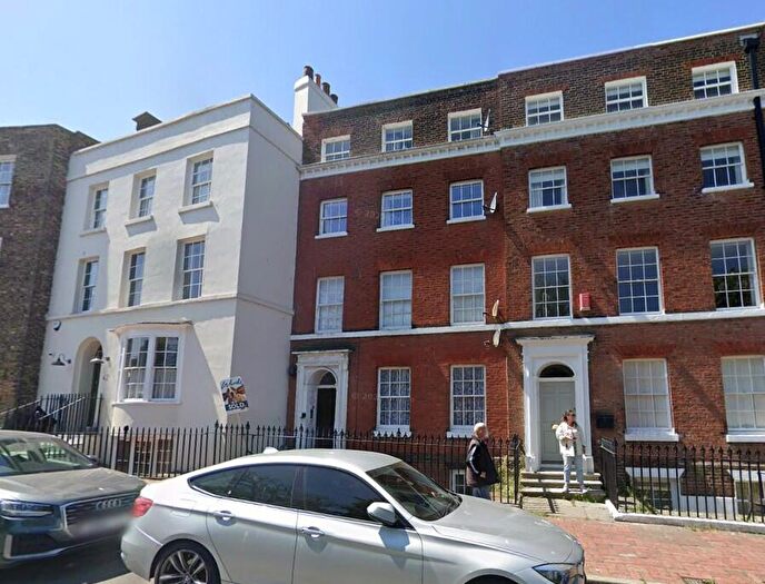 1 Bedroom Flat To Rent In Hawley Square, Margate, CT9