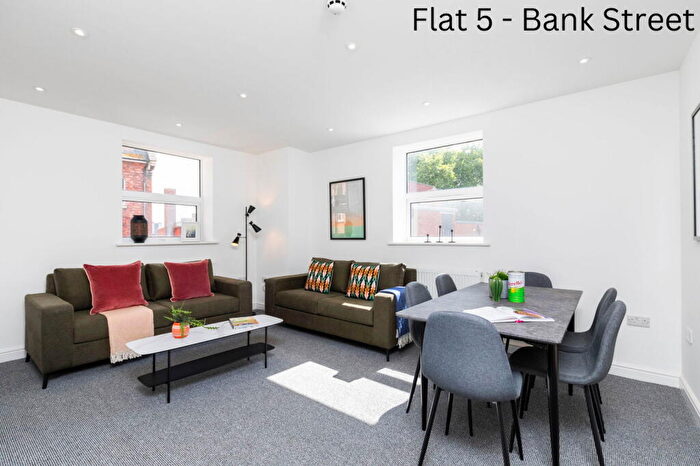 5 Bedroom Flat To Rent In Bank Street, Lincoln, LN2