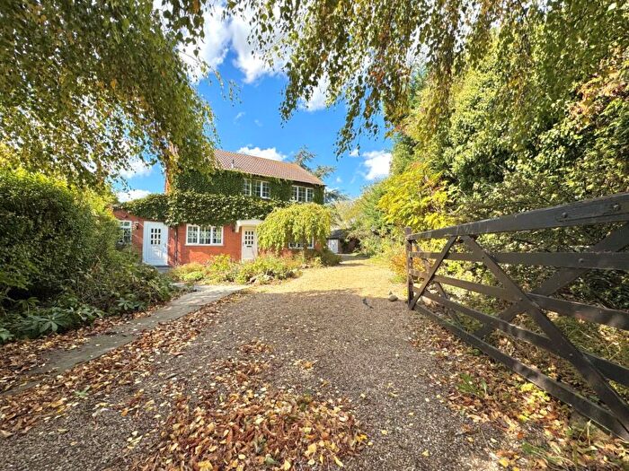 3 Bedroom Detached House For Sale In Chapel Lane, Hose, LE14