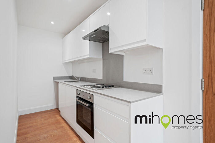 2 Bedroom Apartment To Rent In Kingsway, Finchley, N12