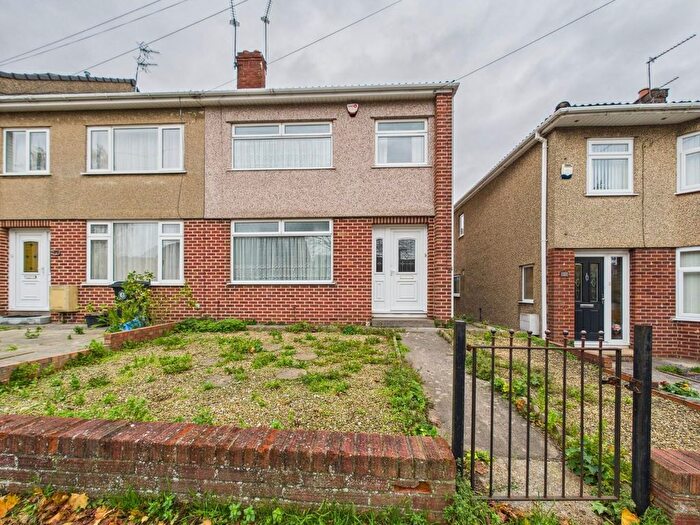 3 Bedroom End Terrace House For Sale In Air Balloon Road, Bristol, BS5