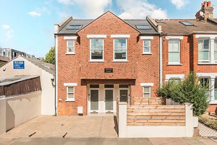 2 Bedroom Flat For Sale In Effra Road, Wimbledon, SW19