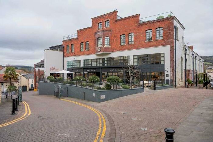 3 Bedroom Apartment To Rent In The Tramshed, Walcot, BA1