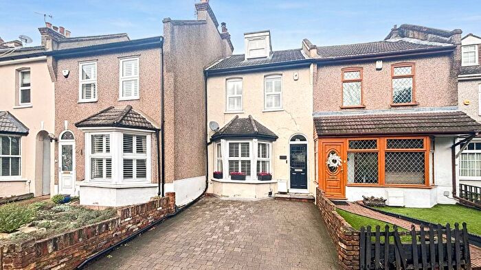 4 Bedroom Terraced House For Sale In Old Bexley Lane, Bexley, Kent, DA5