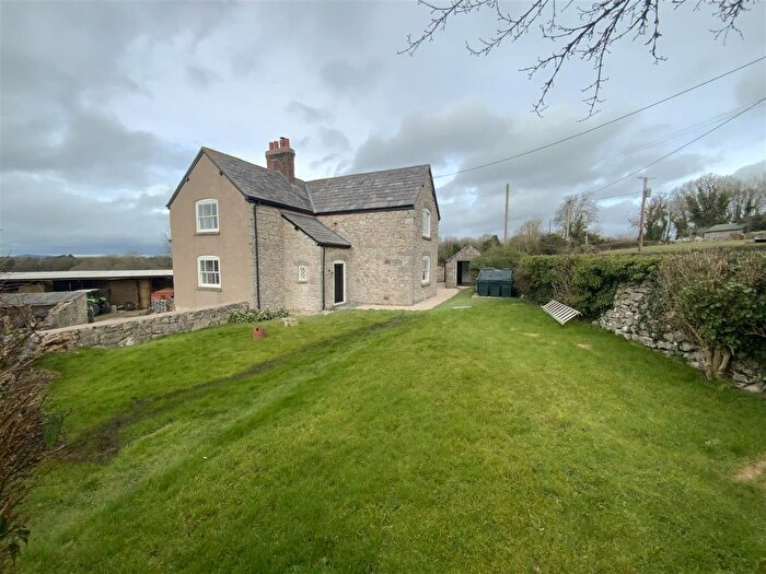 3 Bedroom Property To Rent In Garneddwen Lane, Lixwm, Holywell, CH8