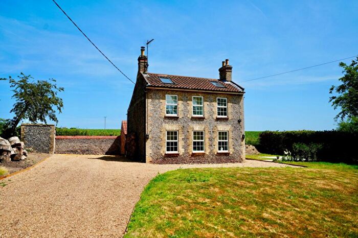 2 Bedroom Detached House For Sale In Bradfield Road, Swafield, NR28