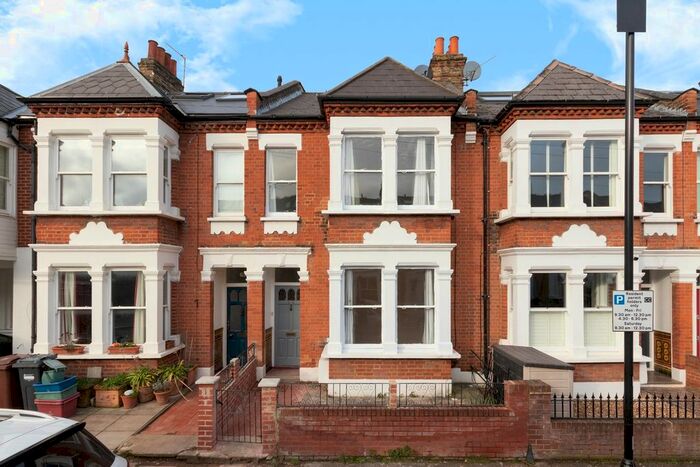4 Bedroom Terraced House To Rent In Wilton Avenue, Chiswick, London, W4