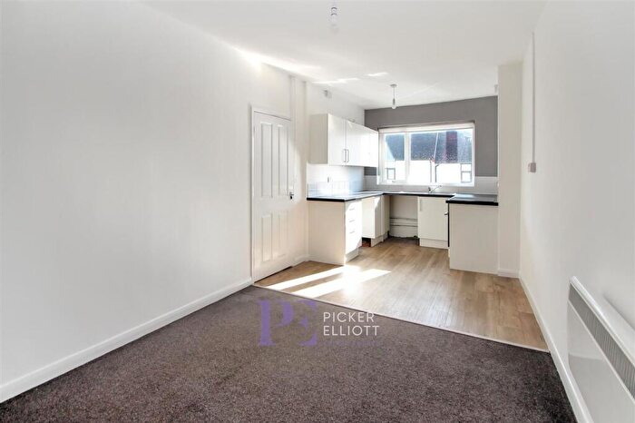 2 Bedroom Flat To Rent In The Hollow, Earl Shilton, LE9