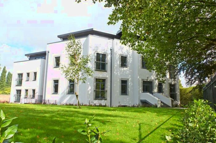 2 Bedroom Flat To Rent In Pittville Crescent, GL52