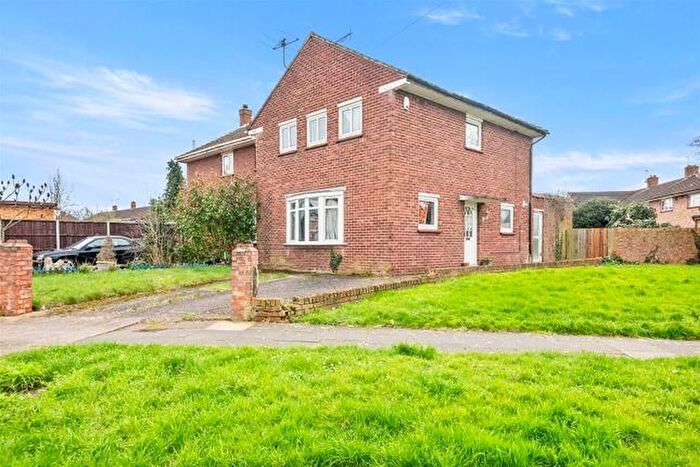 Studio To Rent In Mulberry Crescent, West Drayton, UB7
