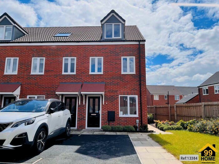 3 Bedroom End Of Terrace House To Rent In Canada Close, Nottingham, Nottinghamshire, NG14