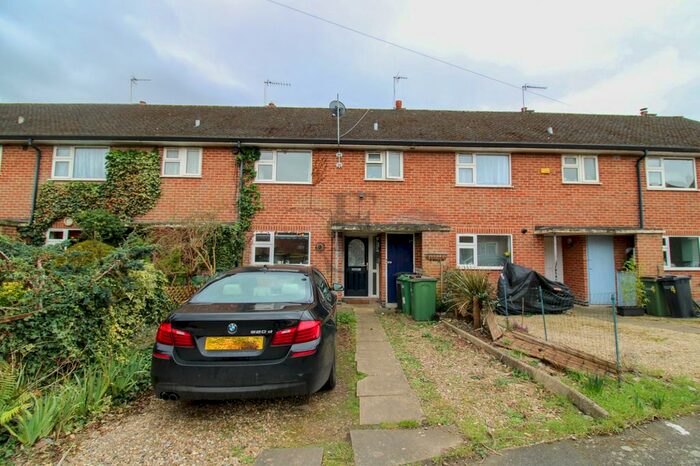 3 Bedroom Terraced House To Rent In Churchill Close, Oadby, Leicester, LE2