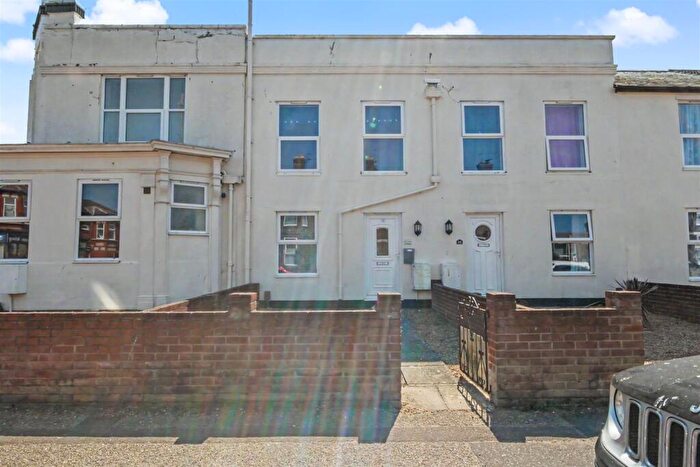 2 Bedroom Terraced House For Sale In Salisbury Road, Great Yarmouth, NR30