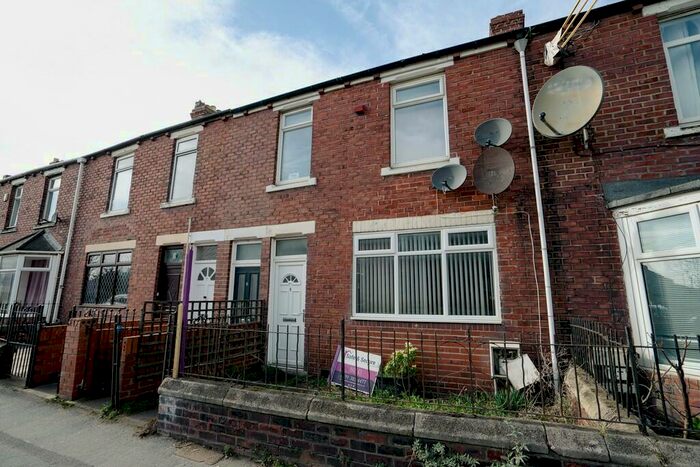 2 Bedroom Ground Flat To Rent In Southburn Terrace, Houghton Le Spring, DH4