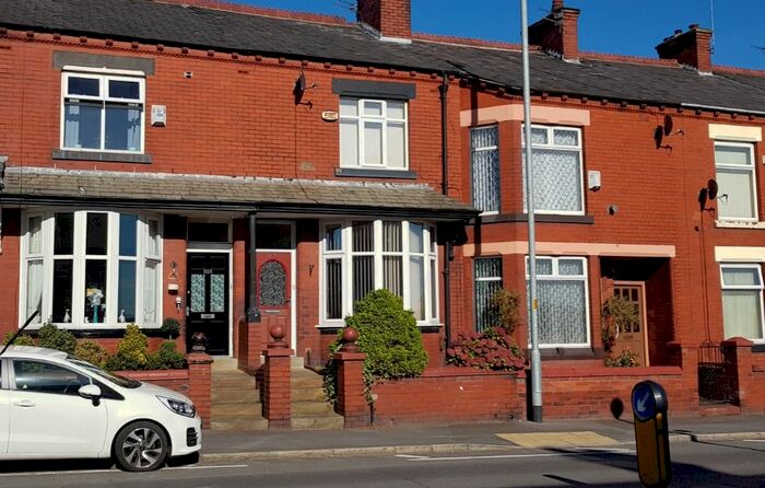 2 Bedroom Terraced House To Rent In Middleton Road, Chadderton, OL9