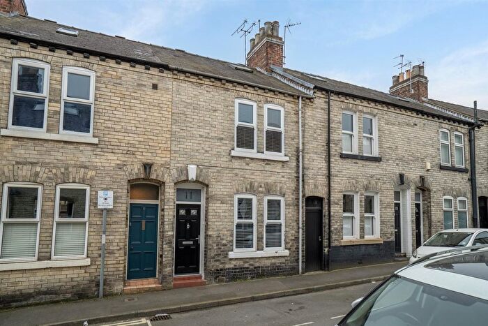 4 Bedroom Terraced House For Sale In Moss Street, York City Centre, YO23