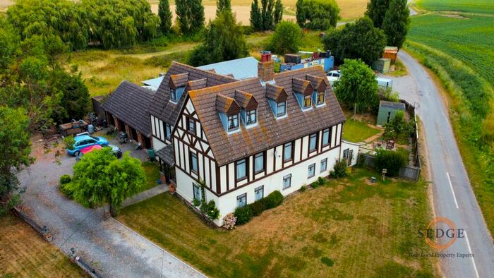 9 Bedroom Detached House For Sale In Yew Lodge, Hallgate, Gedney, Spalding, PE12