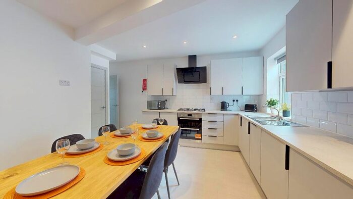 7 Bedroom Terraced House To Rent In Centenary Road, Canley, CV4