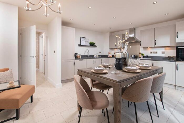 4 Bedroom Detached House For Sale In Inkersall Road, Chesterfield, Derbyshire, S43