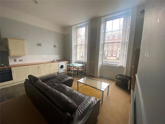 1 Bedroom Apartment To Rent In Catherine House, - Upper Parliament Street, Liverpool, Merseyside, L8