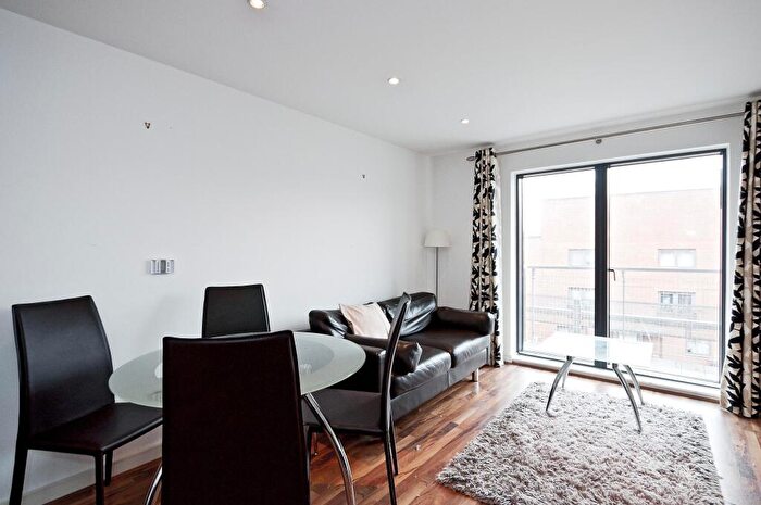 1 Bedroom Apartment To Rent In Copenhagen Street London, N1