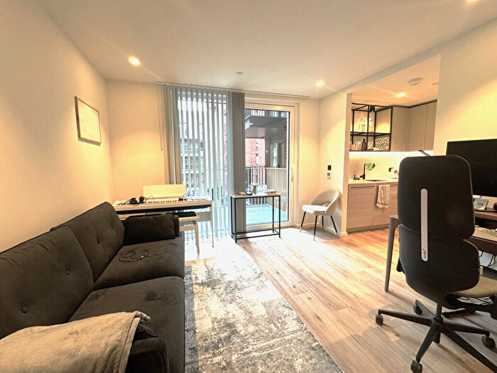 1 Bedroom Apartment To Rent In Barnacle House, Hemlock Street, London, E14