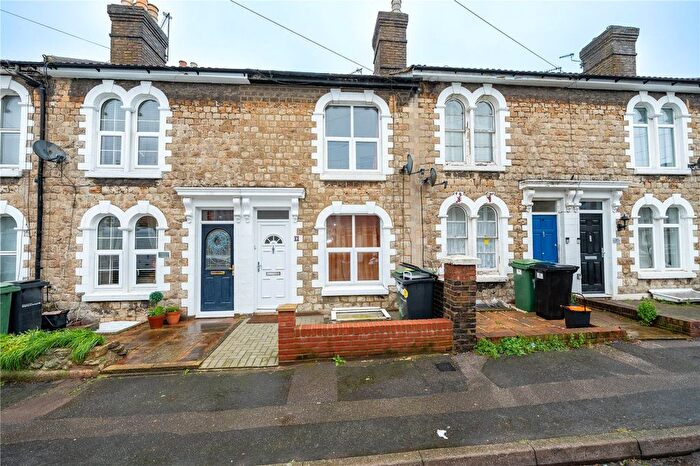 2 Bedroom Terraced House For Sale In Waterlow Road, Maidstone, Kent, ME14
