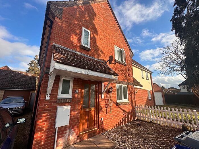 3 Bedroom Property To Rent In Kestrel Close, Beck Row, Bury St. Edmunds, IP28