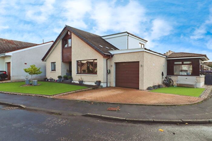 6 Bedroom Detached House For Sale In Muirside Grove, Cairneyhill, Dunfermline, KY12