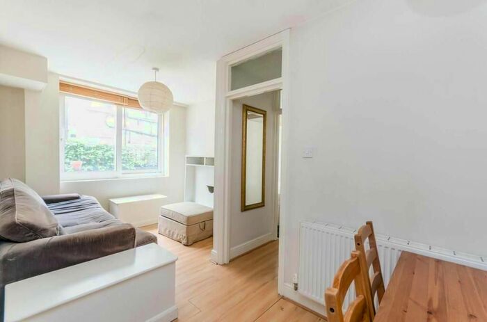 1 Bedroom Flat To Rent In Boston Place, London, NW1