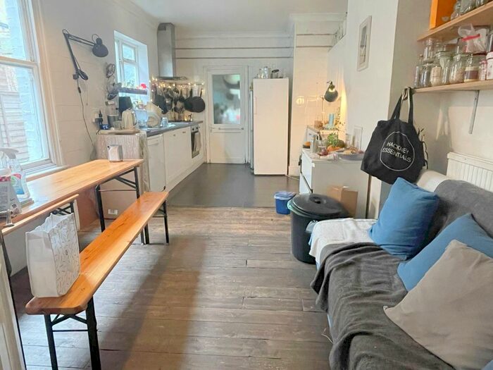 4 Bedroom Terraced House To Rent In Lea Bridge Road, London, E5