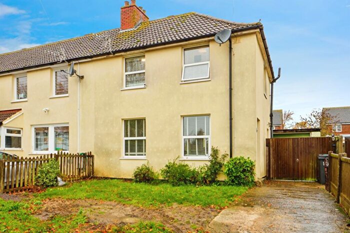 3 Bedroom End Of Terrace House For Sale In Kings Road, Aylesham, Canterbury, CT3