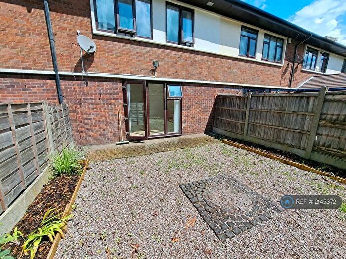 2 Bedroom Terraced House To Rent In West King Street, Salford, M3