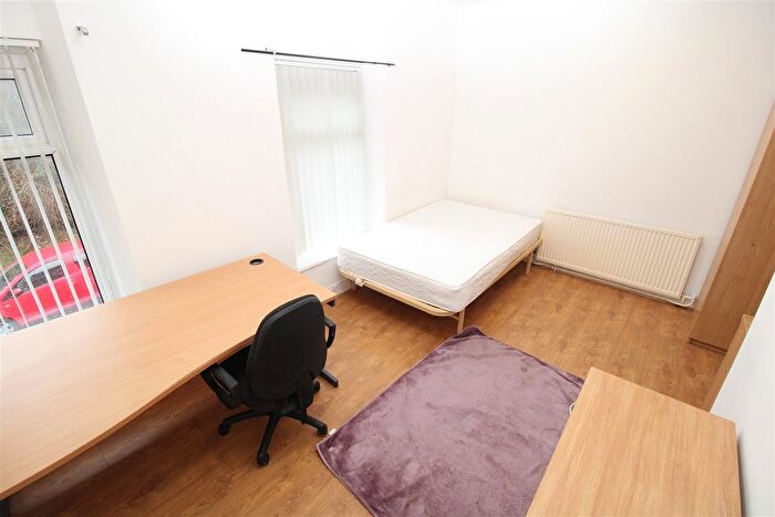 1 Bedroom Semi-Detached House To Rent In Laura Street Treforest, Pontypridd, CF37