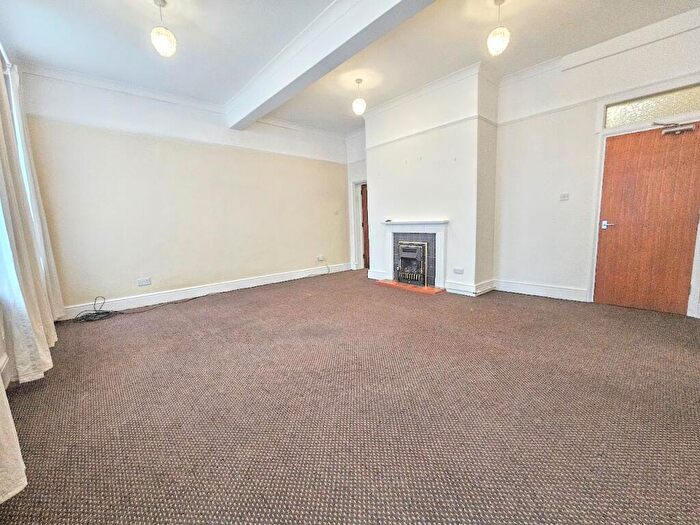 1 Bedroom Flat For Sale In Chequergate, Louth, LN11