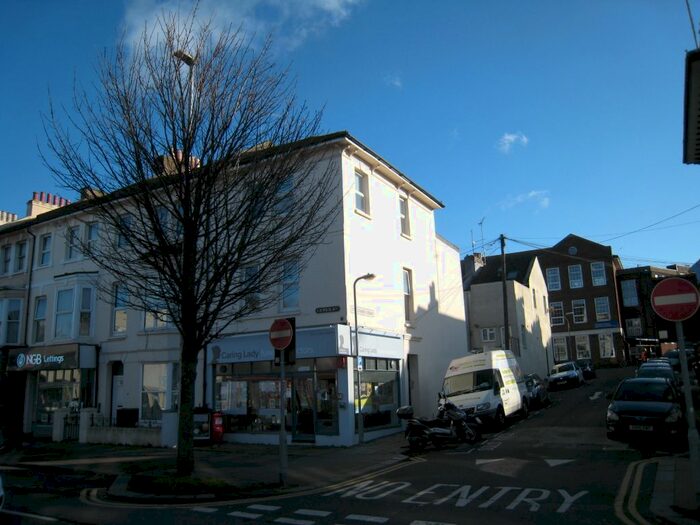 2 Bedroom Flat To Rent In Lewes Road, Brighton, BN2