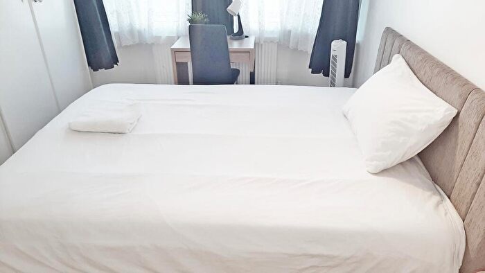 1 Bedroom House To Rent In Wadeville Avenue, London, RM6