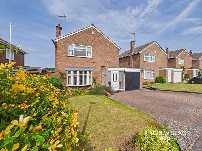 3 Bedroom Detached House For Sale In Nethercross Drive, Warsop, Mansfield, NG20