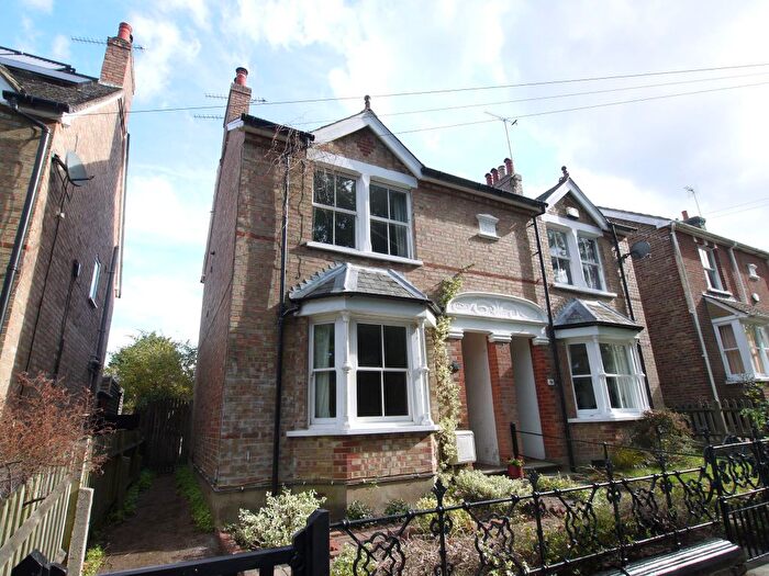3 Bedroom Semi-detached House For Sale In Bradbourne Road, Sevenoaks, TN13
