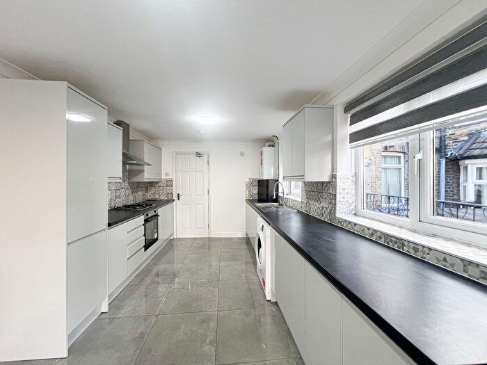 5 Bedroom Property To Rent In Fairlop Road, London, E11