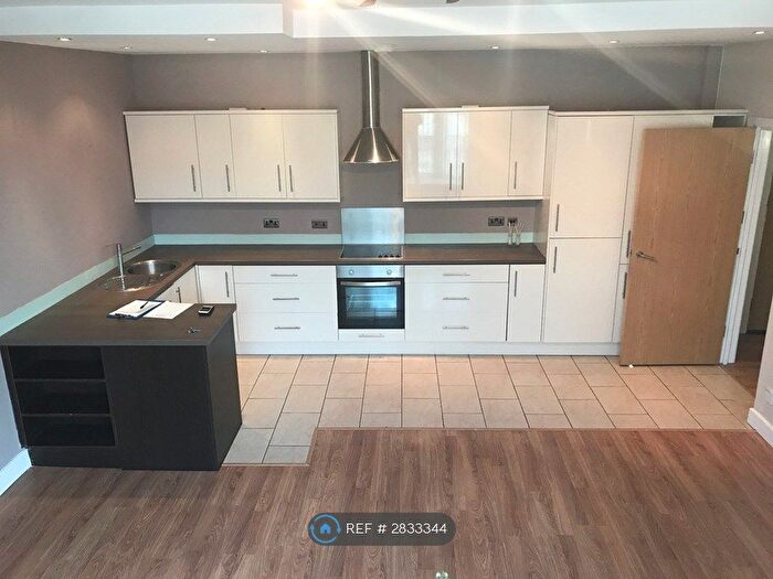 2 Bedroom Flat To Rent In Village Mews, Wallasey, CH45