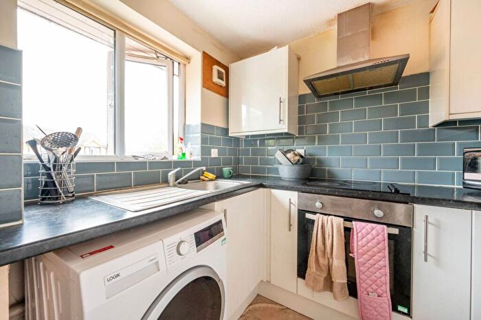 1 Bedroom Flat To Rent In Jack Clow Road, West Ham, London, E15